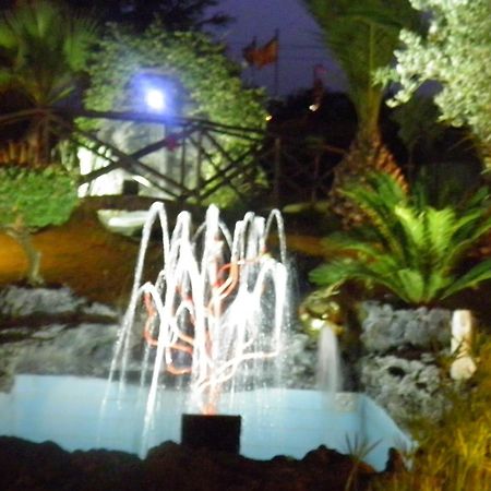 Bed and Breakfast Parco Delle Tre Fontane Nicolosi Exterior foto
