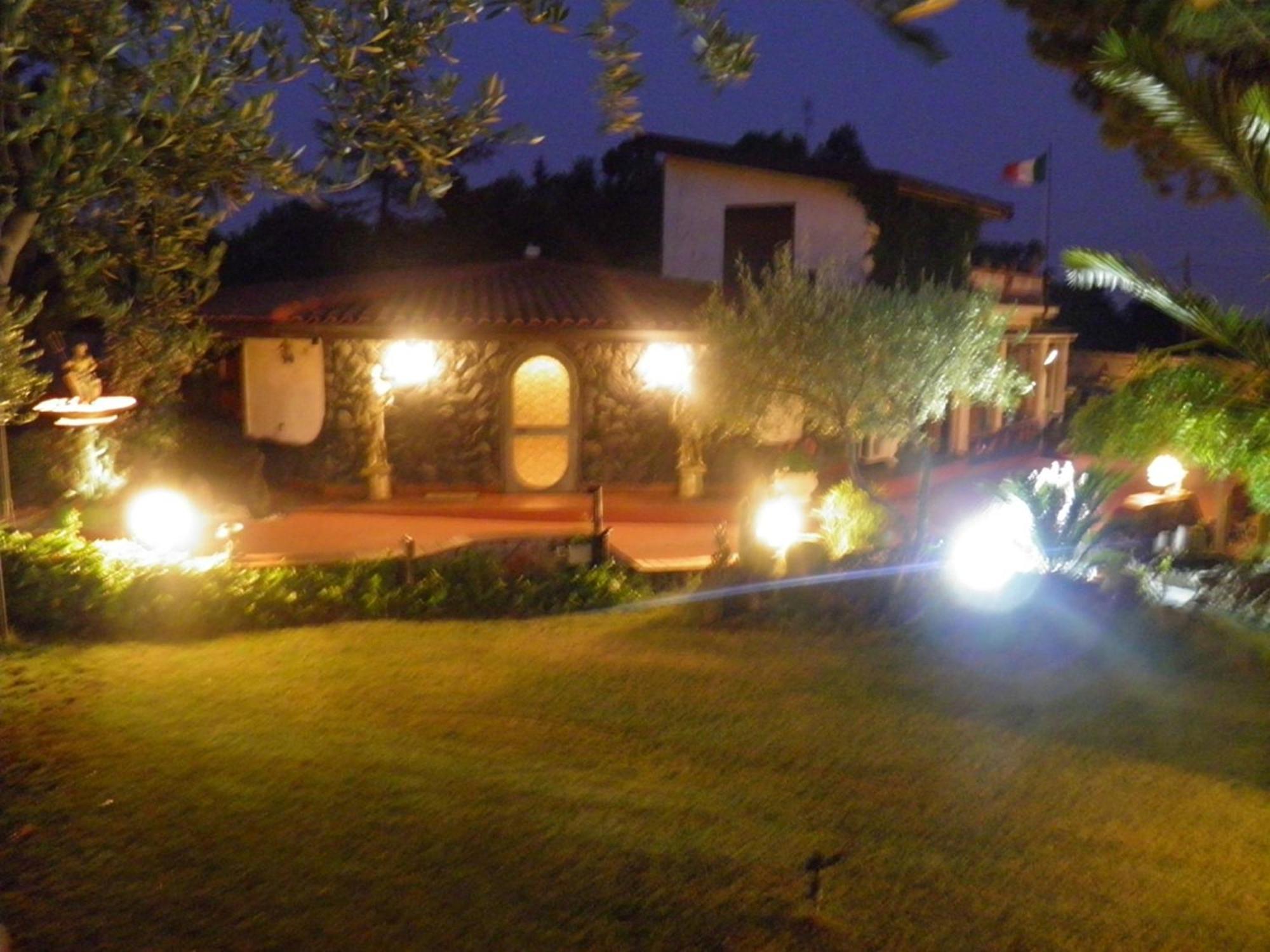 Bed and Breakfast Parco Delle Tre Fontane Nicolosi Exterior foto